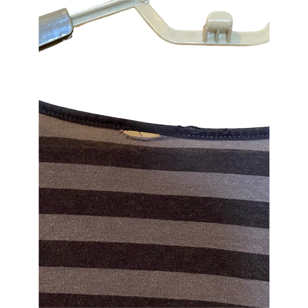 Bundle of 2 Avenue Tunic Tops w/Pockets - Size 26/28 - Picture 11 of 13